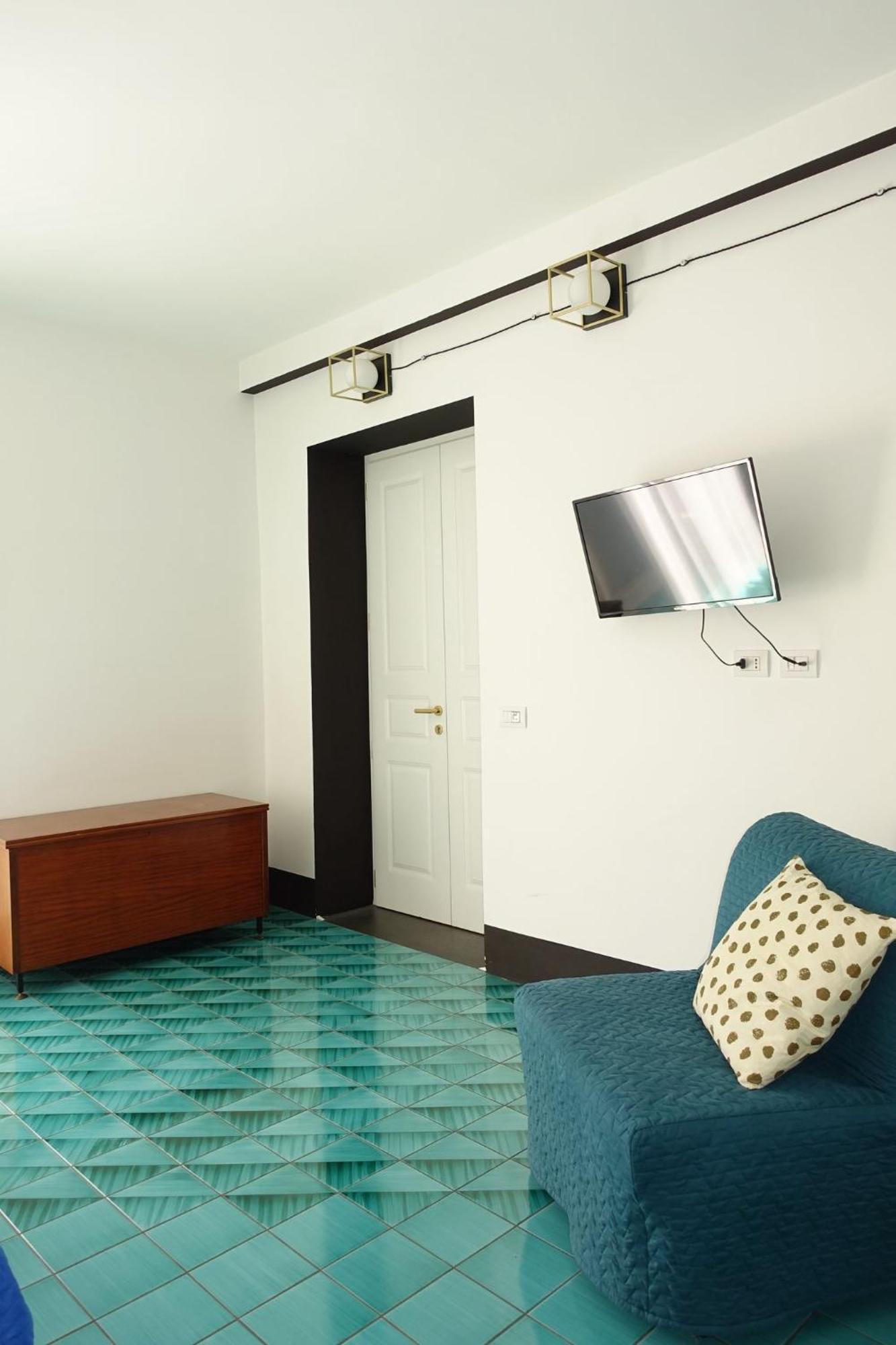 Ninina Boutique Suites 살레르노 외부 사진