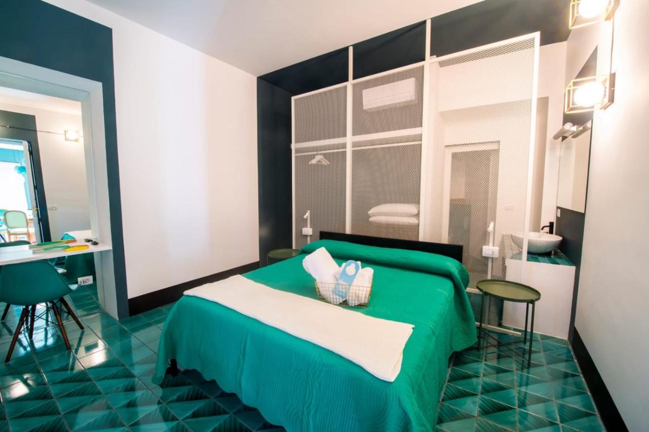 Ninina Boutique Suites 살레르노 외부 사진